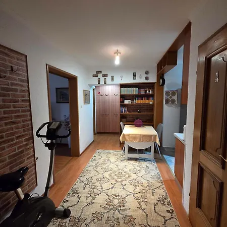 Sofi Apartment *